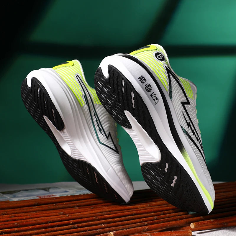 Wholesale New Lightweight Sport Mesh Comfortable High Quality Luxury Fashion Sneakers City Walk Casual  Men Running Sports Shoes